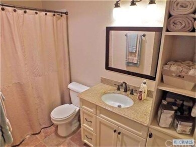 Master Bathroom - adorable!