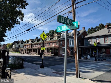 423 Baltimore St, Gettysburg, PA 17325 - photo 2