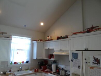 619 SE Neptune Ave, Lincoln City, OR 97367 - photo 7