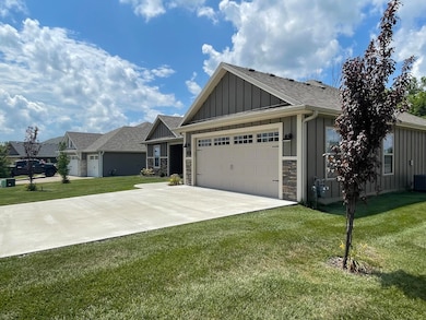 1451 Spring Mountain Dr, Columbia, MO 65201 - photo 2