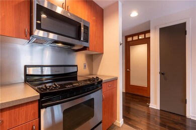 77 W Broad St unit 7, Bethlehem, PA 18018 - photo 7