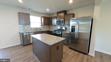 289 Hamilton Ln, Valley Township, PA 19320 - photo 3