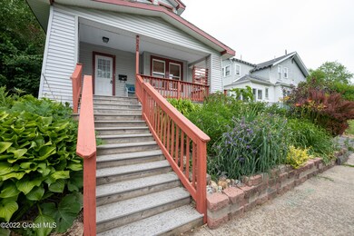 242 Ridgefield St, Albany, NY 12208 - photo 3