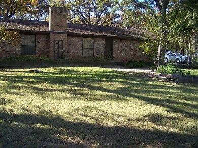 3130 S Scullin Ave, Denison, TX 75020 - photo 6