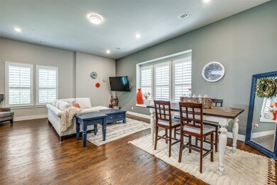 5608 Lindell Ave unit 1, Dallas, TX 75206 - photo 4