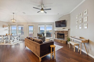 821 Jodie Dr, Weatherford, TX 76087 - photo 4