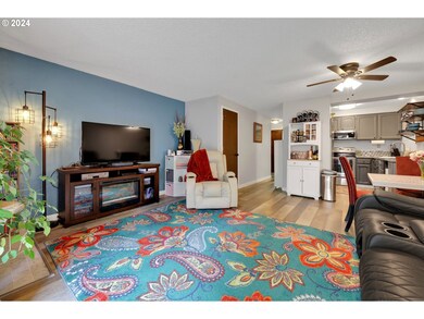 1730 Minda Dr, Eugene, OR 97401 - photo 7