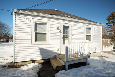 2-4 Mead St unit 2,4, Kittery, ME 03904 - photo 2