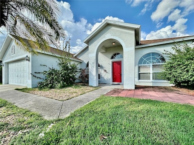 28820 StorMcLoud Pass, Wesley Chapel, FL 33543 - photo 3