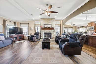 113 Draper Dr, Springtown, TX 76082 - photo 7