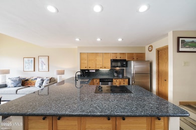 1121 Berry Creek Rd unit B-3, Edwards, CO 81632 - photo 7