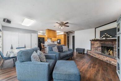 7453 Tunbridge Dr, North Richland Hills, TX 76182 - photo 7