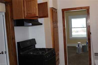 3360 Altamont Ave, Cleveland, OH 44118 - photo 3