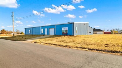1007 County Street 2937, Tuttle, OK 73089 - photo 3