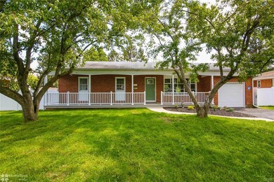 2020 Johnston Dr, Bethlehem, PA 18017 - photo 2