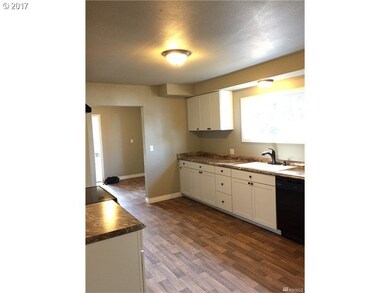 551 16th Ave, Longview, WA 98632 - photo 3