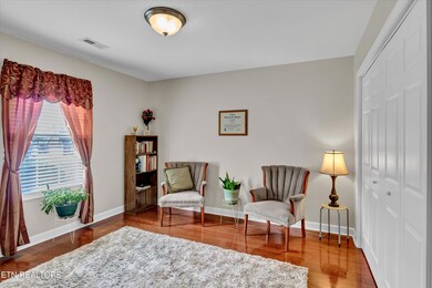 05-214 Butterfly Way-5