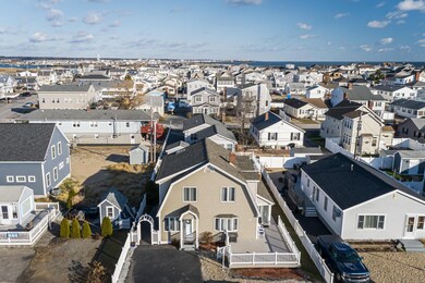 122 Concord St, Seabrook, NH 03874 - photo 3