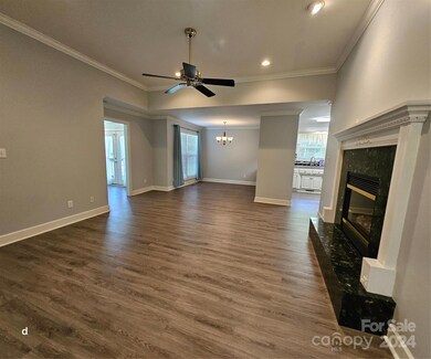 205 Nancy Dr, Shelby, NC 28152 - photo 5