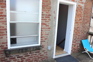 182 Christopher Columbus Dr unit 2, Jersey City, NJ 07302 - photo 3