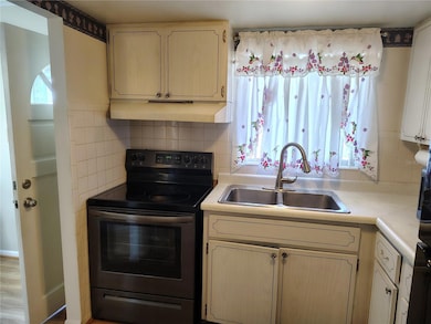 1818 Restful Dr unit M23, Bradenton, FL 34207 - photo 6