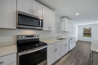 879 Breakwater Dr, Princeton, TX 75407 - photo 7