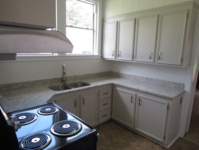 2134 Park Dr, McComb, MS 39648 - photo 6