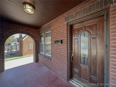 4724 E 3rd St, Tulsa, OK 74112 - photo 2