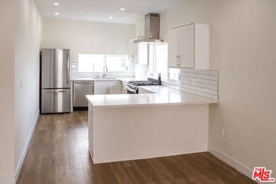 4632 W 18th St unit 1/2, Los Angeles, CA 90019 - photo 4