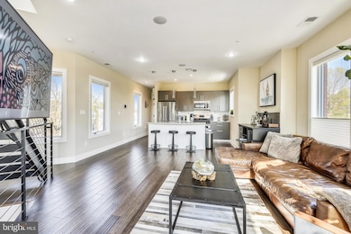 1101 9th St NE unit 2, Washington, DC 20002 - photo 5