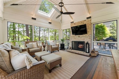 Huge screen porch