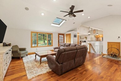 12 Birch Ln, Pelham, NH 03076 - photo 5