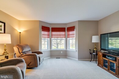 513 Berkshire Dr, Souderton, PA 18964 - photo 5