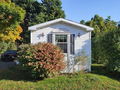 6 Mason St unit 33, Pepperell, MA 01463 - photo 2