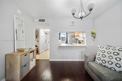 9258 NW 1st St unit 206, Pembroke Pines, FL 33024 - photo 6