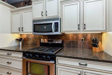 4903 Hay Field Ct SW, Cedar Rapids, IA 52404 - photo 5