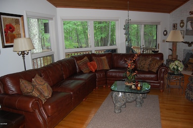 401 Canoe Brook Dr, Hawley, PA 18428 - photo 6