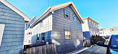 23 Pitman St, Fall River, MA 02723 - photo 2