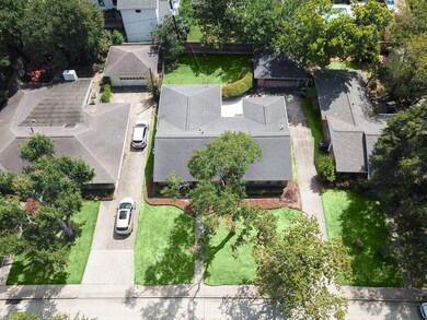 6255 Piping Rock Ln, Houston, TX 77057 - photo 2