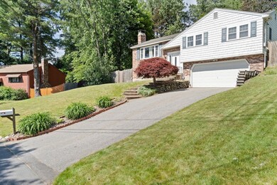 10 Percheron Cir, Nashua, NH 03062 - photo 2