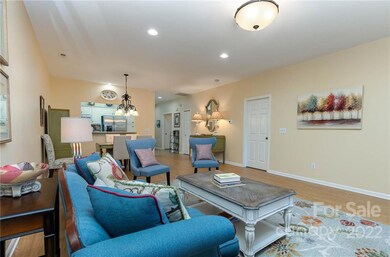 1524 Forest Park Dr unit 1524, Statesville, NC 28677 - photo 6