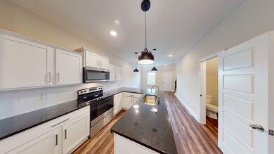 212 Drayton Dr unit C, Clarksville, TN 37042 - photo 3