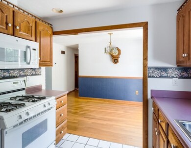 51 Tarrytown Ln, Worcester, MA 01602 - photo 3