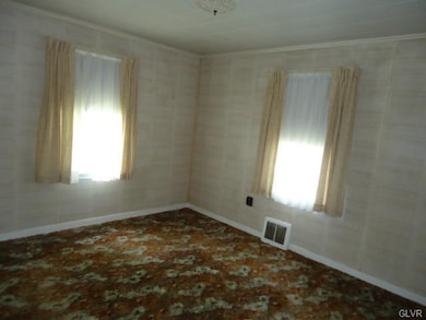 5153 Garfield Ave, Whitehall, PA 18052 - photo 7