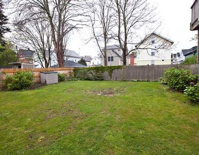 Yard/Garden. fenced back yard