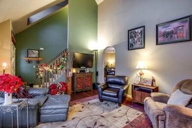 820 12th St NE, East Wenatchee, WA 98802 - photo 2