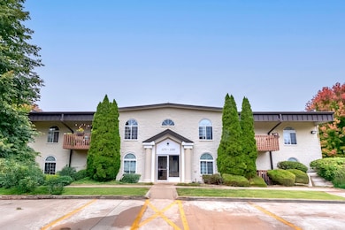 1275 Mesa Dr unit 1275, Joliet, IL 60435 - photo 2