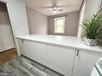 1322 15th St NW unit 22, Washington, DC 20005 - photo 6