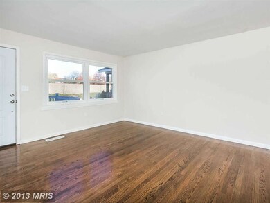 740 Mansfield Rd, Essex, MD 21221 - photo 7