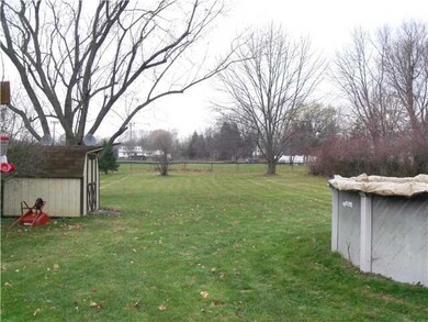 Yard/Garden. This yard is 258 ft. deep, that s alo